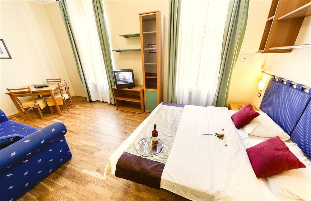 Central Hotel Tiepolo Прага Екстер'єр фото