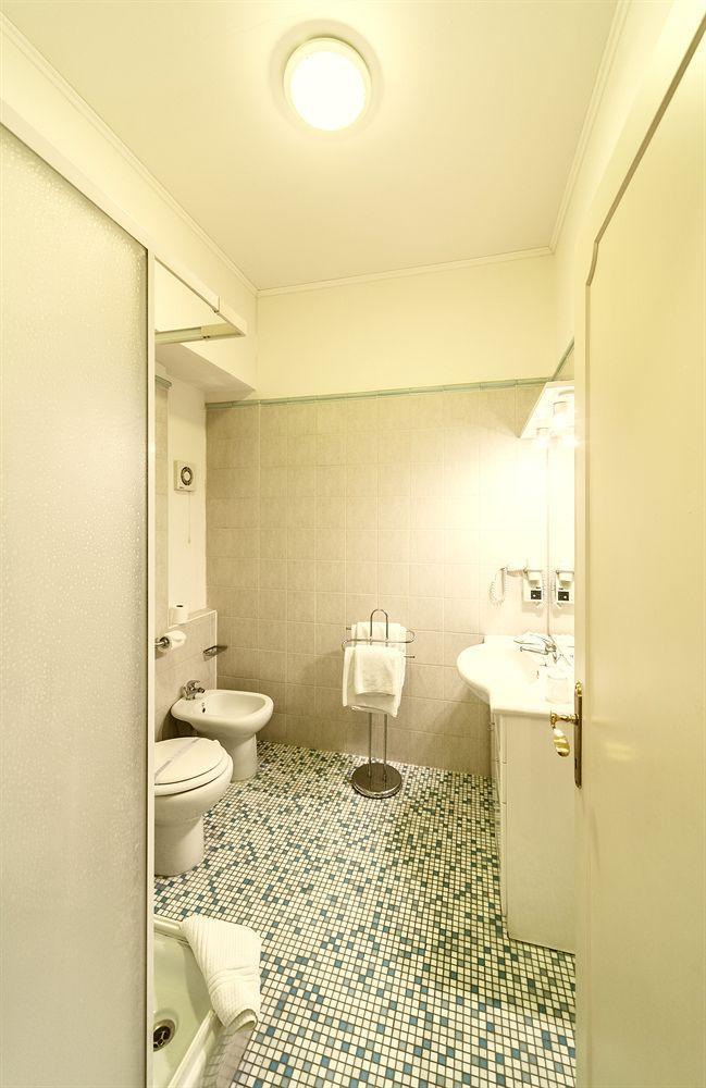Central Hotel Tiepolo Прага Екстер'єр фото