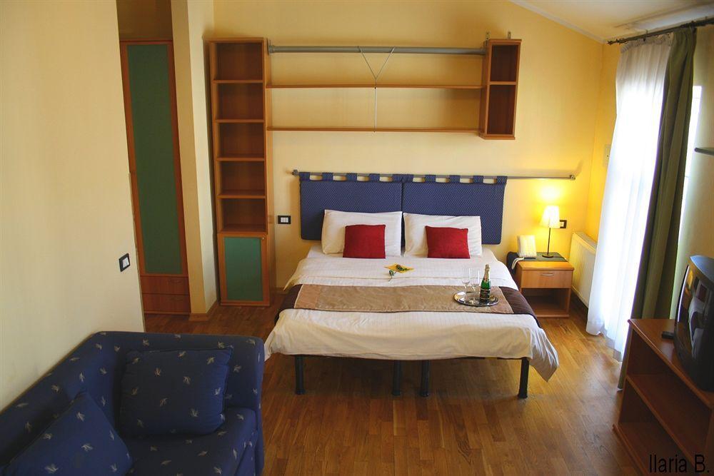 Central Hotel Tiepolo Прага Екстер'єр фото